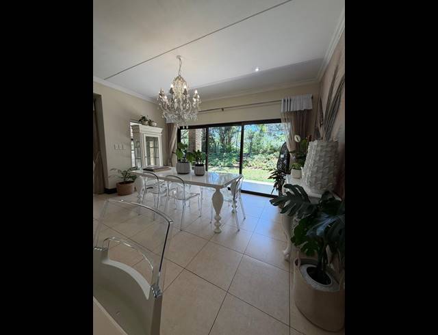 3 BEDROOM TOWNHOUSE FOR SALE IN ZIMBALI ESTATE